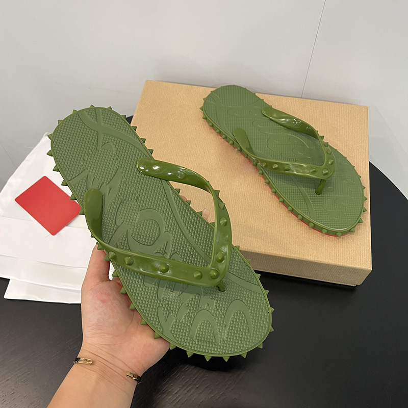Nouvelles tongs pour hommes à  - Men Shoes Red Tape avis et prix